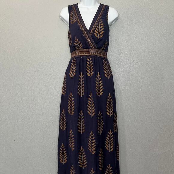 Lapagee maxi dress - Picture 1 of 7